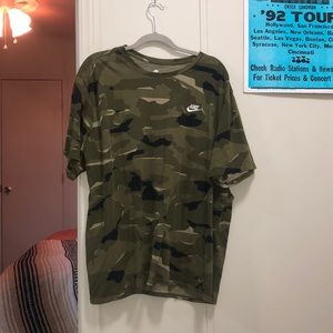Nike camo T-shirt